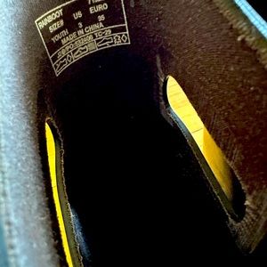 Black bog rain boots